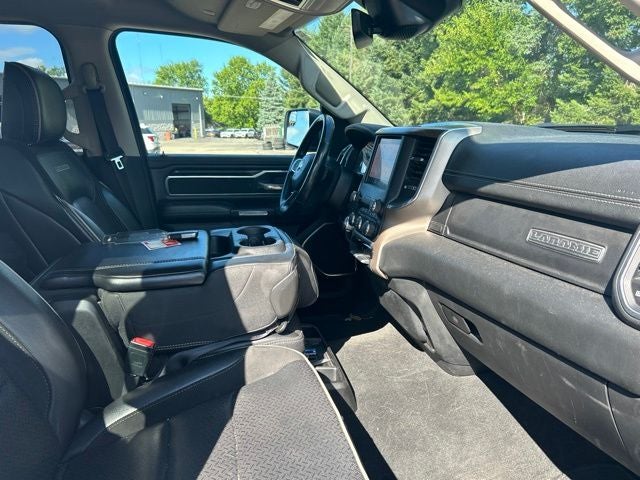 2022 RAM 1500 Laramie Crew Cab 4x4 5'7' Box