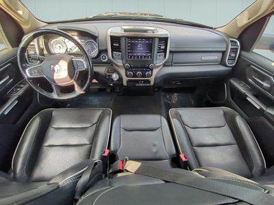 2020 RAM 1500 Laramie Crew Cab 4x4 5'7' Box
