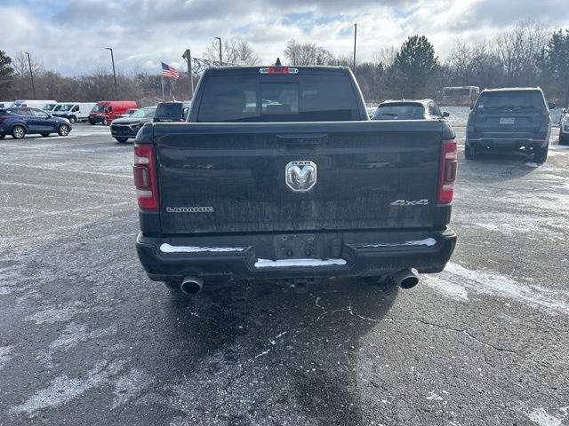 2022 RAM 1500 Laramie Crew Cab 4x4 5'7' Box