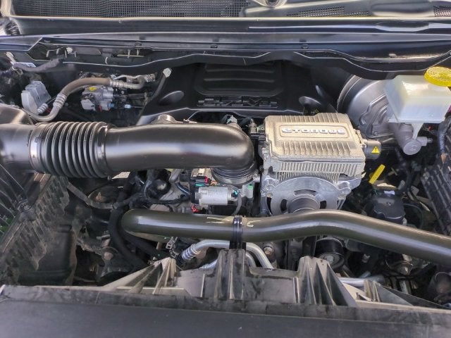 2024 RAM 1500 Laramie Crew Cab 4x4 5'7' Box