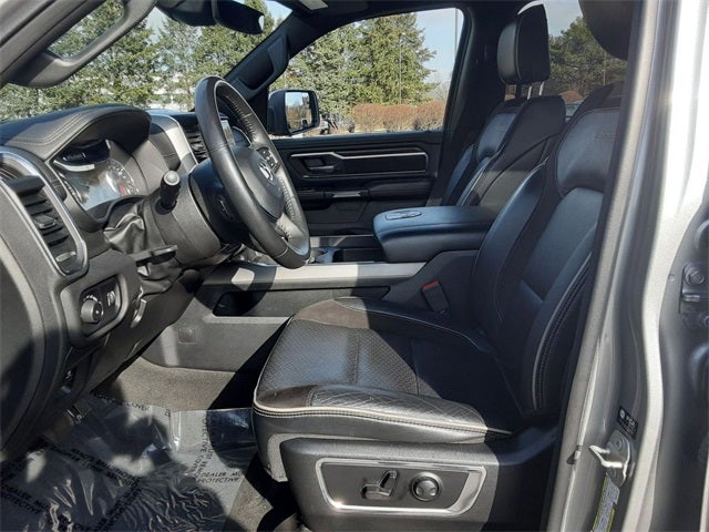 2024 RAM 1500 Laramie Crew Cab 4x4 5'7' Box