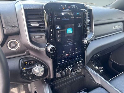 2023 RAM 1500 Laramie Crew Cab 4x4 5'7' Box