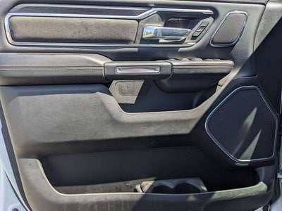 2023 RAM 1500 Laramie Crew Cab 4x4 5'7' Box
