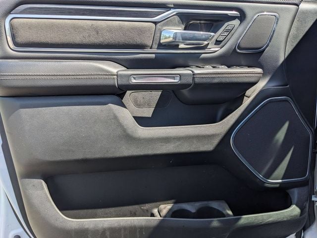 2023 RAM 1500 Laramie Crew Cab 4x4 5'7' Box