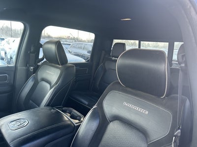 2021 RAM 1500 Laramie Crew Cab 4x4 5'7' Box