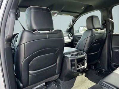 2024 RAM 1500 Laramie Crew Cab 4x4 5'7' Box