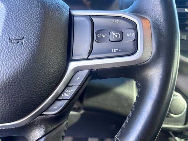 2022 RAM 1500 Big Horn Crew Cab 4x4 6'4' Box