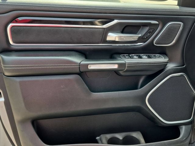 2022 RAM 1500 Laramie Crew Cab 4x4 6'4' Box