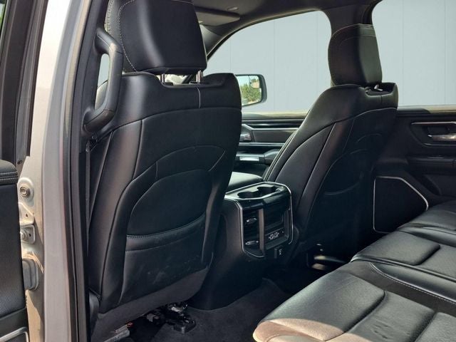 2022 RAM 1500 Laramie Crew Cab 4x4 6'4' Box