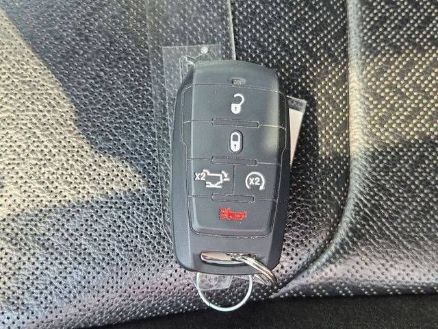 2022 RAM 1500 Laramie Crew Cab 4x4 6'4' Box