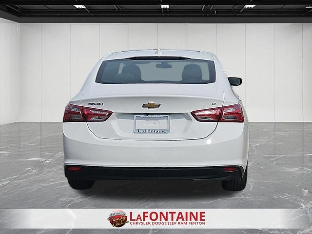 2022 Chevrolet Malibu FWD LT
