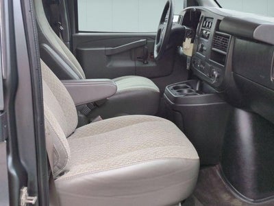 2017 Chevrolet Express 2500 LT