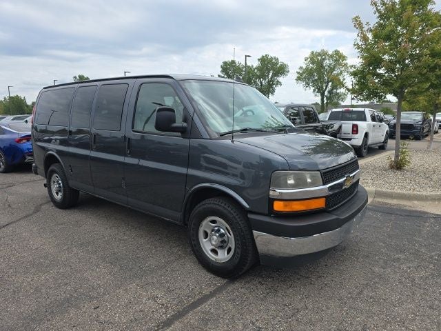 2017 Chevrolet Express 2500 LT Passenger
