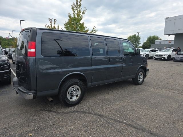 2017 Chevrolet Express 2500 LT Passenger