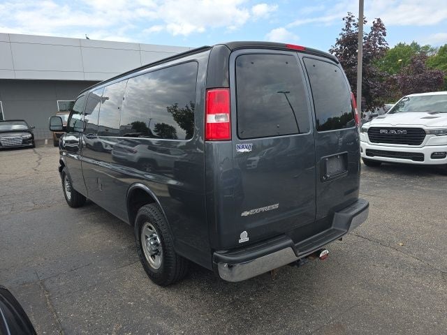 2017 Chevrolet Express 2500 LT Passenger