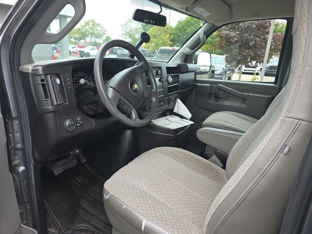 2017 Chevrolet Express 2500 LT Passenger