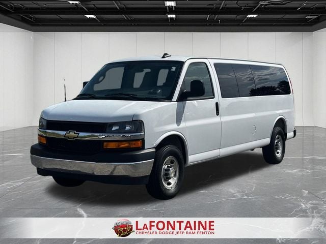 2025 Chevrolet Express Passenger RWD 3500 Extended Wheelbase LT