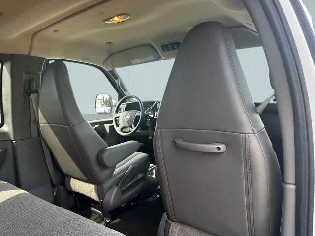 2025 Chevrolet Express Passenger RWD 3500 Extended Wheelbase LT