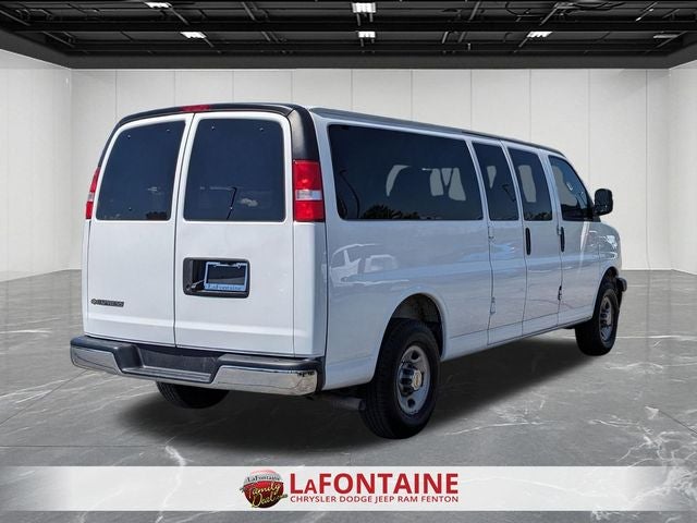 2025 Chevrolet Express Passenger RWD 3500 Extended Wheelbase LT