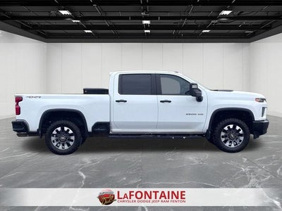 2021 Chevrolet Silverado 2500HD 4WD Crew Cab Standard Bed Custom