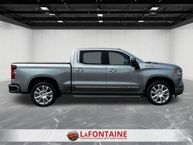 2023 Chevrolet Silverado 1500 4WD Crew Cab Short Bed High Country