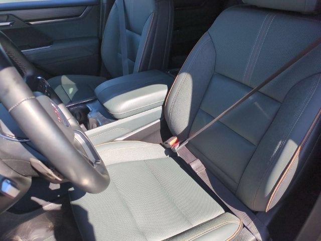 2024 GMC Acadia AWD AT4