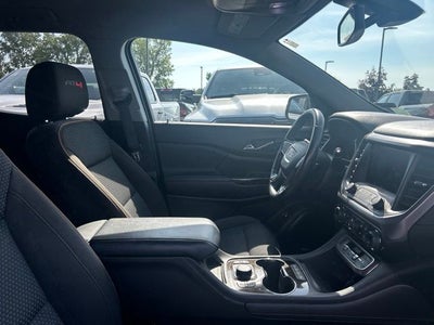 2020 GMC Acadia AWD AT4