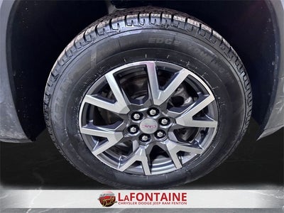2023 GMC Acadia FWD SLT