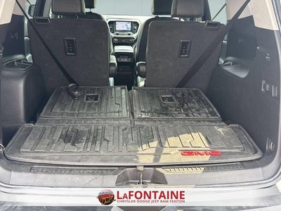 2022 GMC Acadia SLT