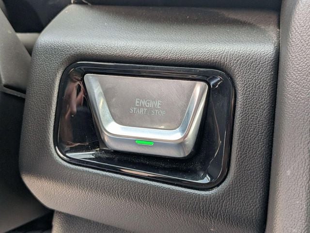 2025 GMC Yukon 4WD Denali