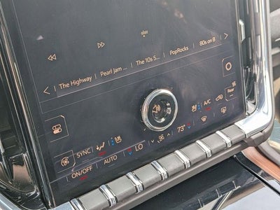 2025 GMC Yukon 4WD Denali