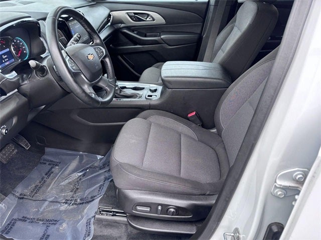 2023 Chevrolet Traverse FWD LT Cloth