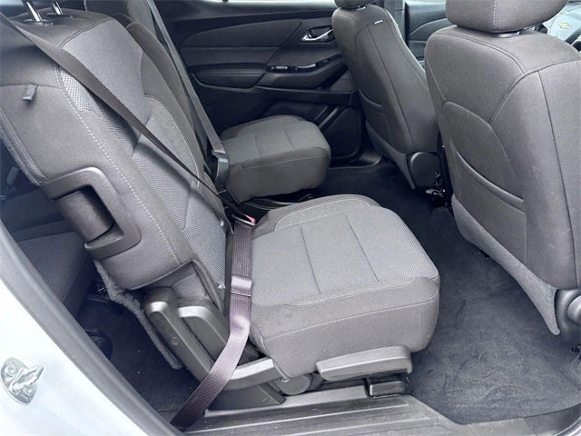 2023 Chevrolet Traverse FWD LT Cloth