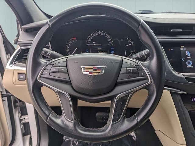 2019 Cadillac XT5 Standard