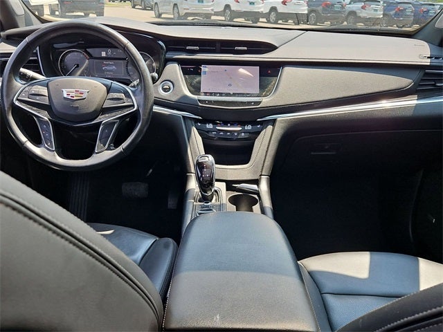 2022 Cadillac XT5 FWD Premium Luxury