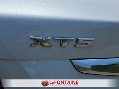 2022 Cadillac XT5 FWD Premium Luxury