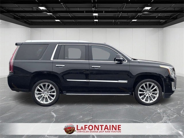 2020 Cadillac Escalade 4WD Luxury