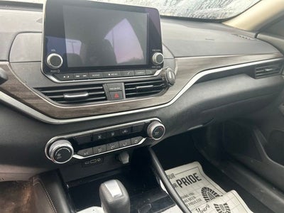 2023 Nissan Altima SV FWD
