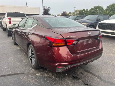 2023 Nissan Altima SV FWD