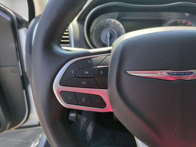 2021 Chrysler 300 Touring
