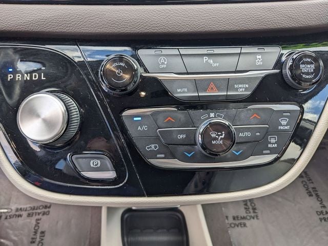 2020 Chrysler Pacifica Touring L