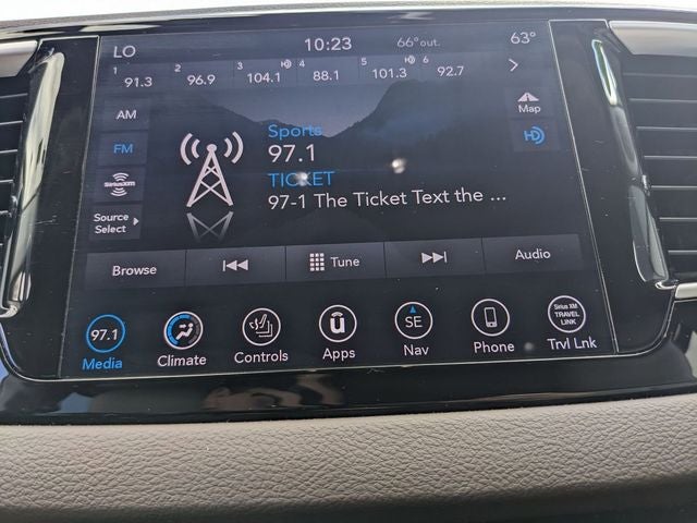 2020 Chrysler Pacifica Touring L