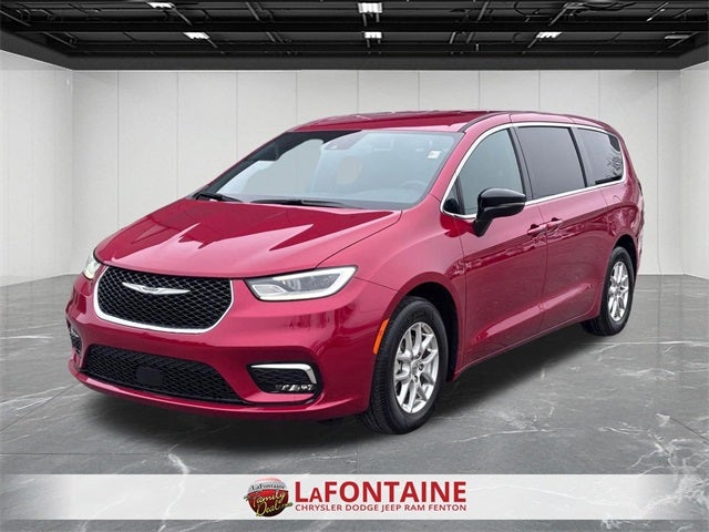 2025 Chrysler Pacifica Select