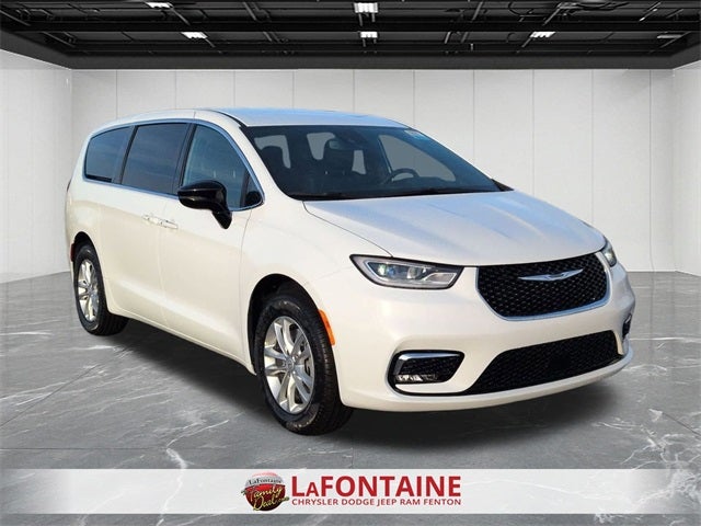 2026 Chrysler Pacifica PACIFICA SELECT AWD