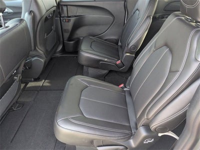 2026 Chrysler Pacifica PACIFICA SELECT AWD