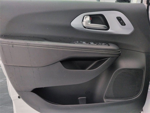 2026 Chrysler Pacifica PACIFICA LIMITED AWD