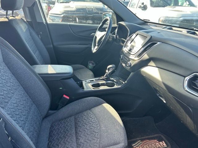 2022 Chevrolet Equinox FWD LT