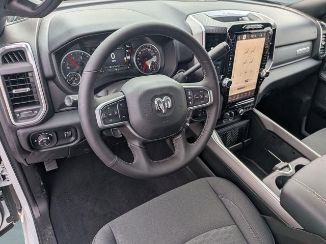 2026 RAM 3500 RAM 3500 BIG HORN CREW CAB 4X4 6'4' BOX