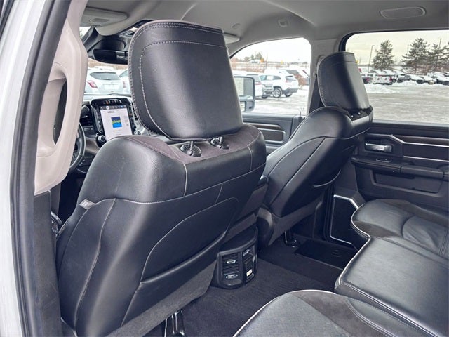 2023 RAM 3500 Laramie Crew Cab 4x4 6'4' Box