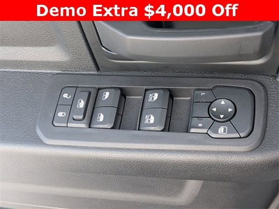 2026 RAM Ram 3500 RAM 3500 TRADESMAN CREW CAB 4X4 8' BOX